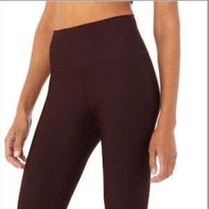 High Waist Airlift Capris in Oxblood